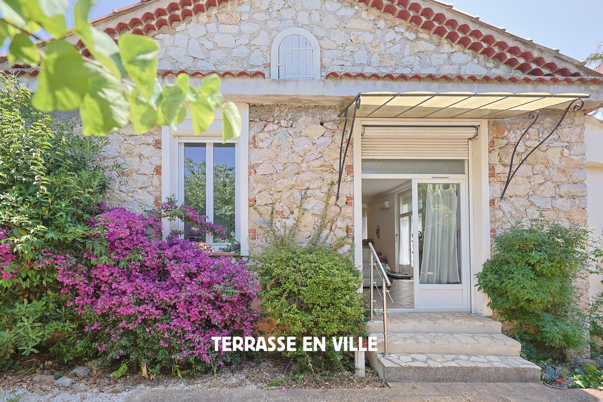 TOULON - MAISON 1930 - T5 115M2 - JARDIN 940M2 - 540 000€