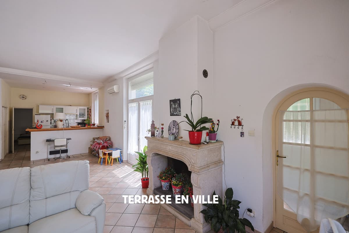 TOULON - MAISON 1930 - T5 115M2 - JARDIN 940M2 - 540 000€ - 2