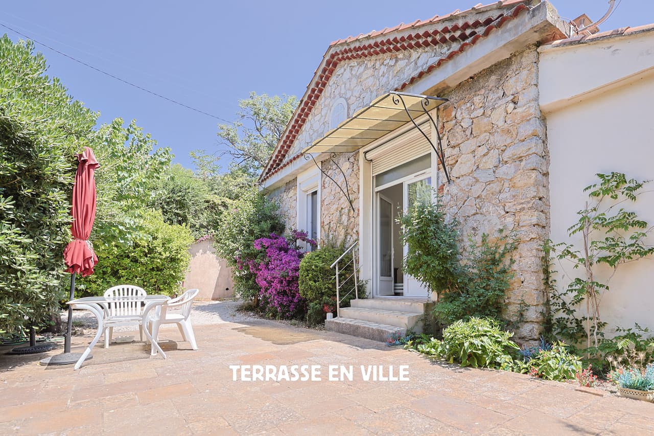 TOULON - MAISON 1930 - T5 115M2 - JARDIN 940M2 - 540 000€ - 1