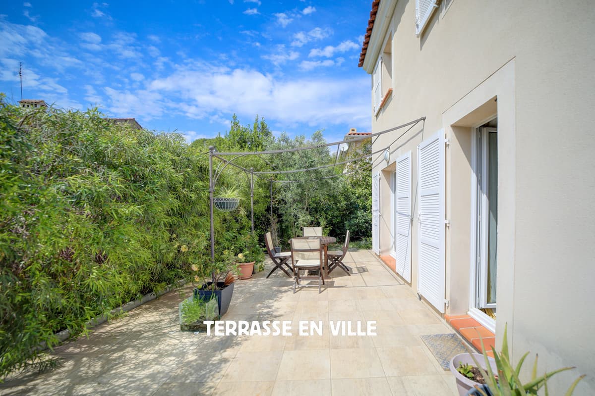 LA CIOTAT - ST JEAN - MAISON CONTEMPORAINE - VUE PINÈDE - JARDIN - GARAGE - 1