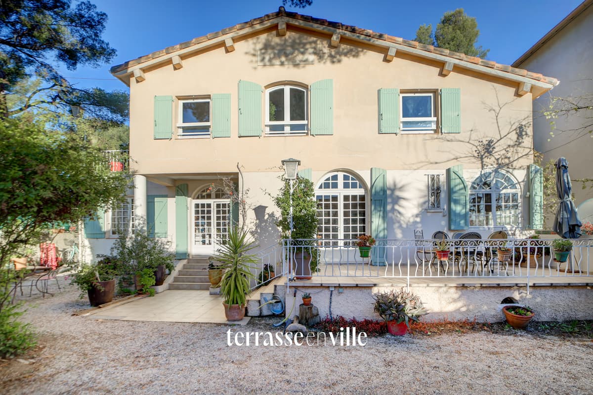 SAINT CYR SUR MER - PORT DES LECQUES - VILLA T8 - 197M2 - PORT ET PLAGE A PIED - 1250000€ - 3