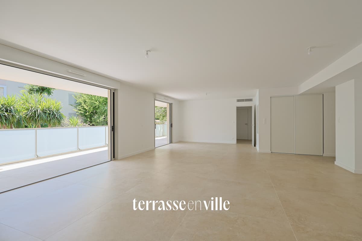 PETIT BOIS - 3 MNS DE LA MER A PIEDS - APPARTEMENT NEUF T4 - GARAGE + 2 STATIONNEMENTS EXTERIEUR - 4