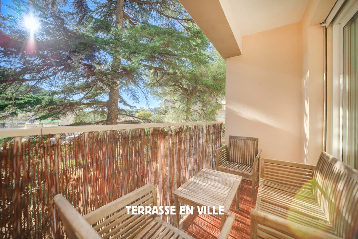 LA CIOTAT -APPARTEMENT-T3 - 60M2- TERRASSE-PARKING - 280 000€