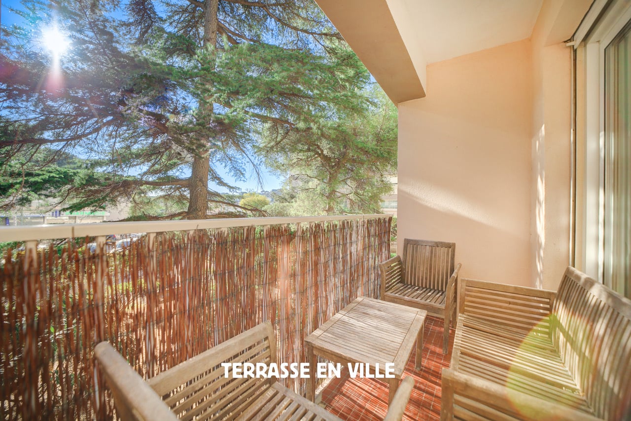 LA CIOTAT -APPARTEMENT-T3 - 60M2- TERRASSE-PARKING - 280 000€