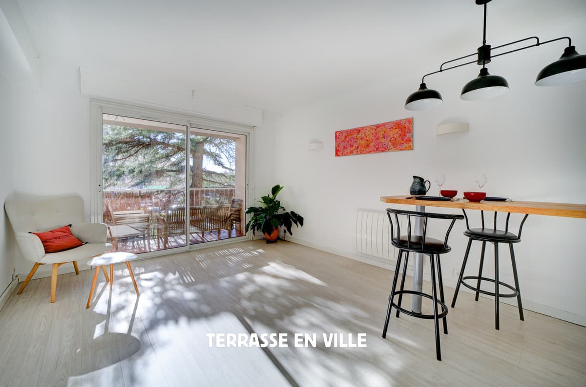 LA CIOTAT -APPARTEMENT-T3 - 60M2- TERRASSE-PARKING - 280 000€ - 1