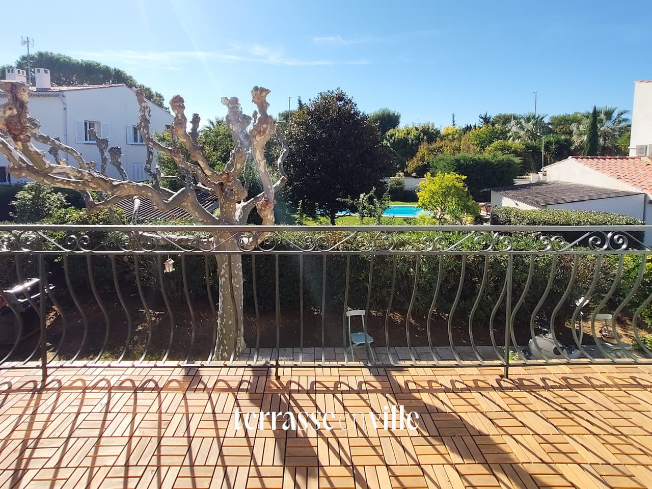 LA CIOTAT - PEYMIAN - APPARTEMENT 95 M2 RENOVE - TERRASSE - PARKINGS - PROCHE PLAGES - 499 000 € - 1