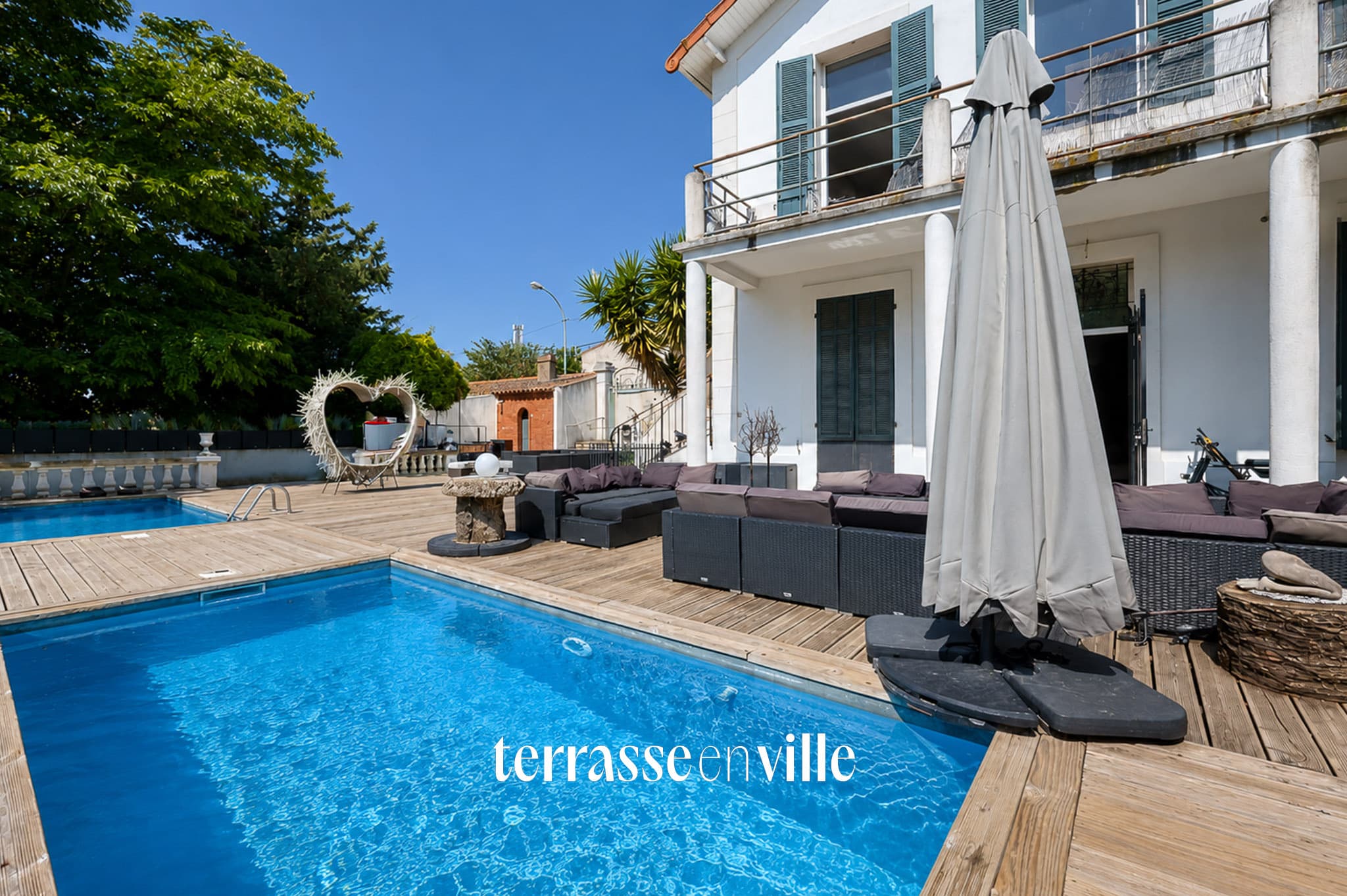 EXCLUSIVITÉ - SAINT CYR LES LECQUES - MAISON DE CHARME 1865 - T6 190M2 - PROCHE MER ET COMMODITÉS - 3