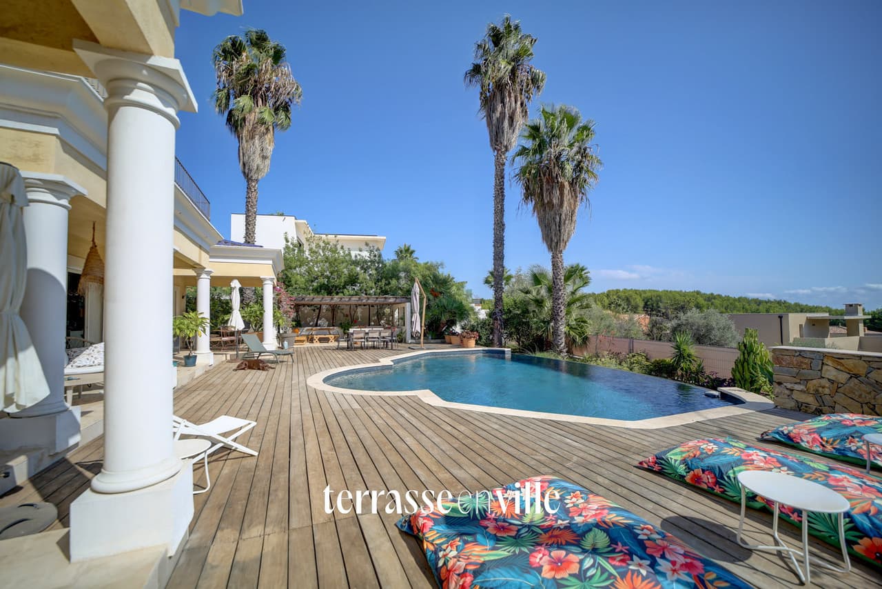 BANDOL VILLA 182 m2 BELLE VUE MER ENVIRONNEMENT EXCEPTIONNEL TERRAIN 1200 M2 PISCINE - 1