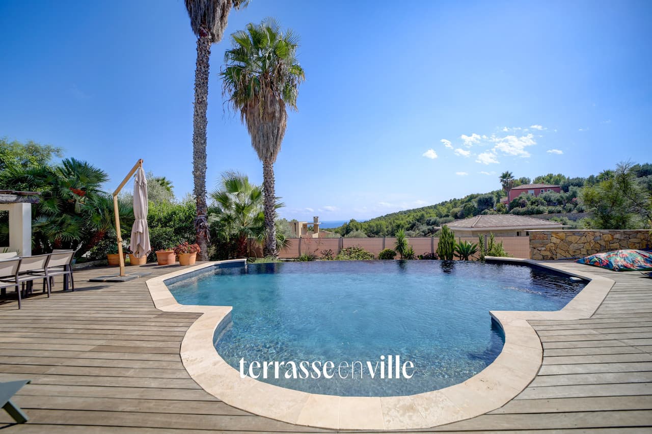 BANDOL VILLA 182 m2 BELLE VUE MER ENVIRONNEMENT EXCEPTIONNEL TERRAIN 1200 M2 PISCINE - 4