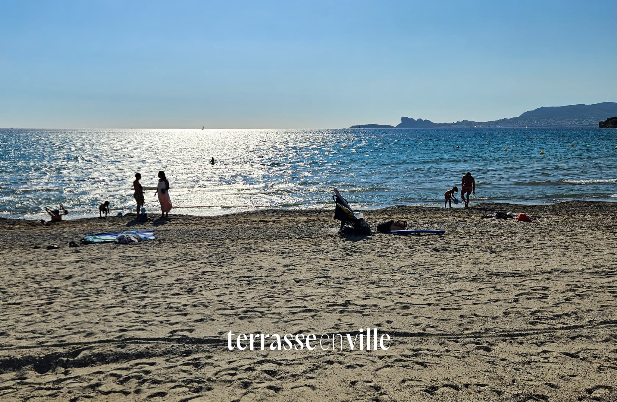 SAINT CYR LES LECQUES - APPARTEMENT T2 BORD DE MER - JARDIN 105m2 - PARKING - 399000€ - 3