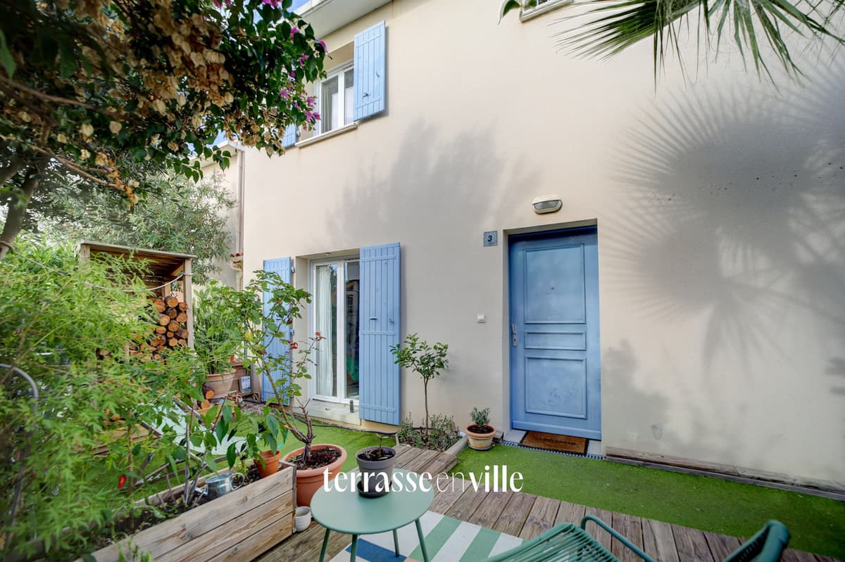 EXCLUSIVITE - LA CIOTAT - PARC DE LA TESE - MAISON T5 - 102 M2 - 2 TERRASSES - PARKING - PISCINE COLLECTIVE - 2