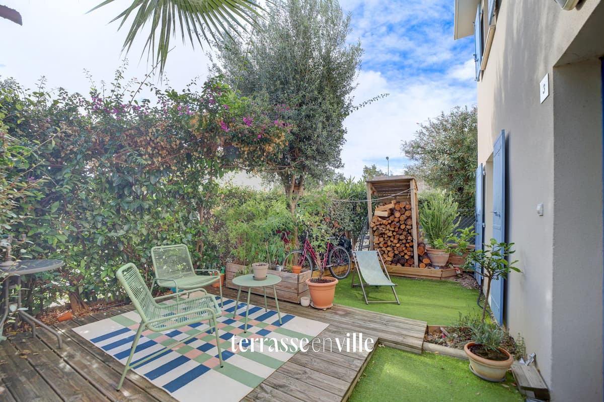 EXCLUSIVITE - LA CIOTAT - PARC DE LA TESE - MAISON T5 - 102 M2 - 2 TERRASSES - PARKING - PISCINE COLLECTIVE
