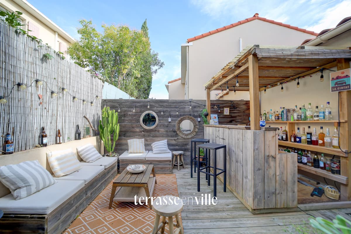 EXCLUSIVITE - LA CIOTAT - PARC DE LA TESE - MAISON T5 - 102 M2 - 2 TERRASSES - PARKING - PISCINE COLLECTIVE - 1