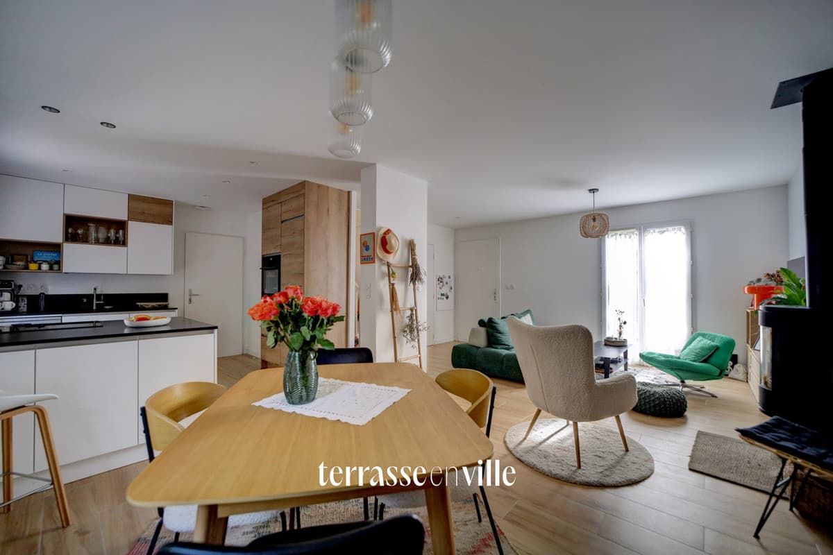 EXCLUSIVITE - LA CIOTAT - PARC DE LA TESE - MAISON T5 - 102 M2 - 2 TERRASSES - PARKING - PISCINE COLLECTIVE - 6