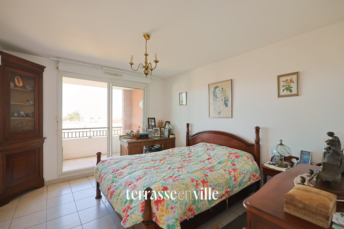Duplex 124M2 - Dernier étage - Terrasses 50M2 - Parking - 7