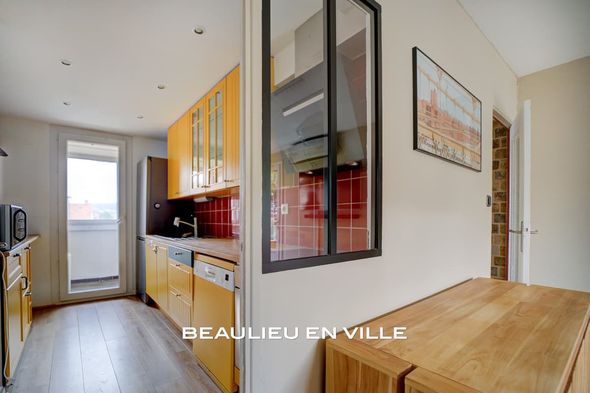 LA CIOTAT - CENTRE VILLE - APPARTEMENT T3 63M2 - CAVE - PARKING 275 000 € - 5