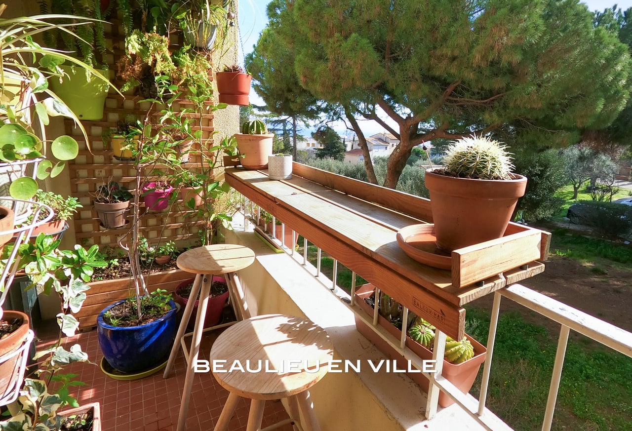 LA CIOTAT - CENTRE VILLE - APPARTEMENT T3 63M2 - CAVE - PARKING 275 000 €