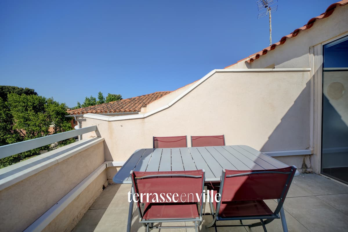LA CIOTAT CLOS DES PLAGES T3 DUPLEX DE CARACTÈRE AVEC TERRASSE ET PARKING À 2 PAS DES PLAGES - 399 000 - 1
