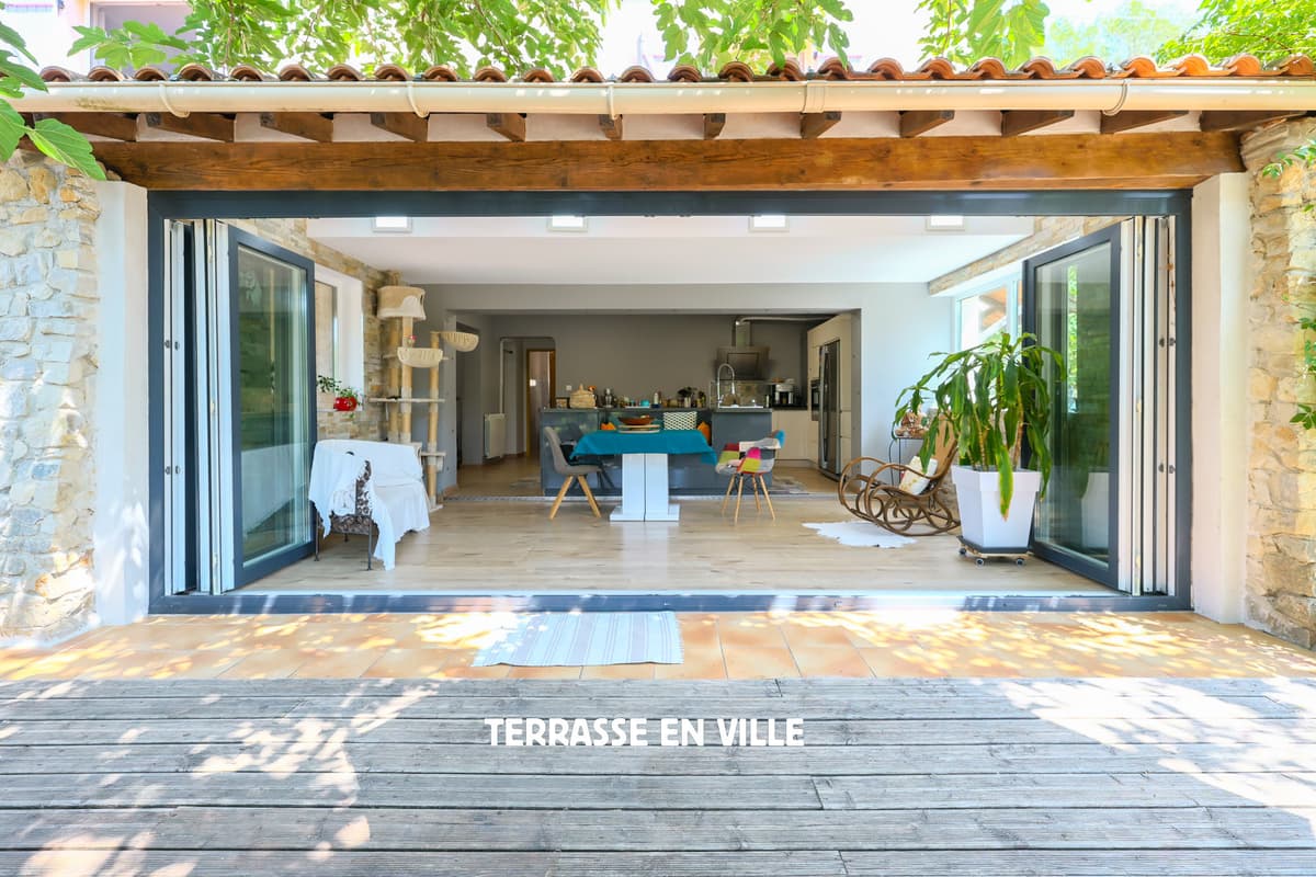 CARNOULES - Maison 8 pièces 230M2 - Cadre campagne - 1