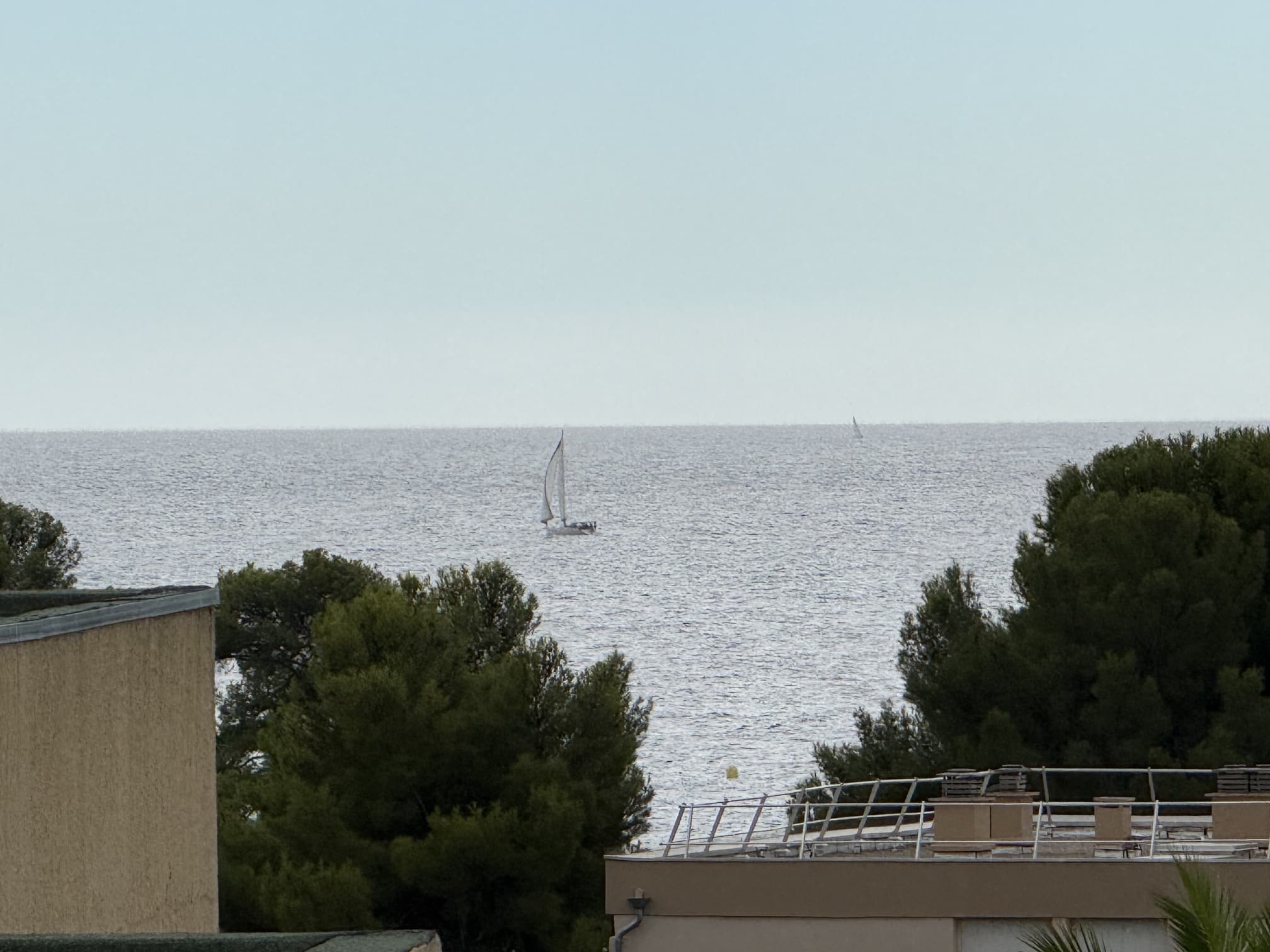 BANDOL - PLAGE DU CAPELAN - DUPLEX D’EXCEPTION NEUF 155 m2 - TERRASSE 130 m2 - Jardin 300 m2 - 3 PARKINGS - 5