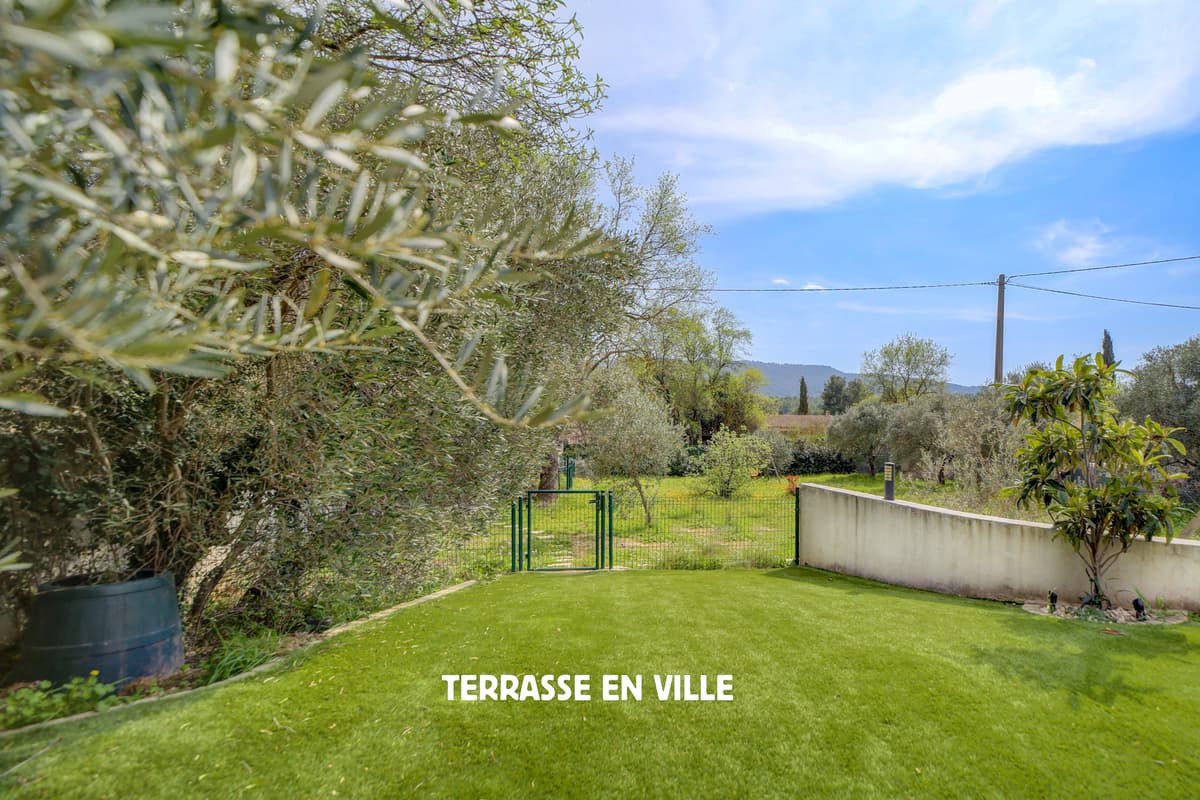 EXCLUSIVITE - CUGES LES PINS - VILLA CONTEMPORAINE T5 - PISCINE - POOL HOUSE - DOUBLE GARAGE - 5