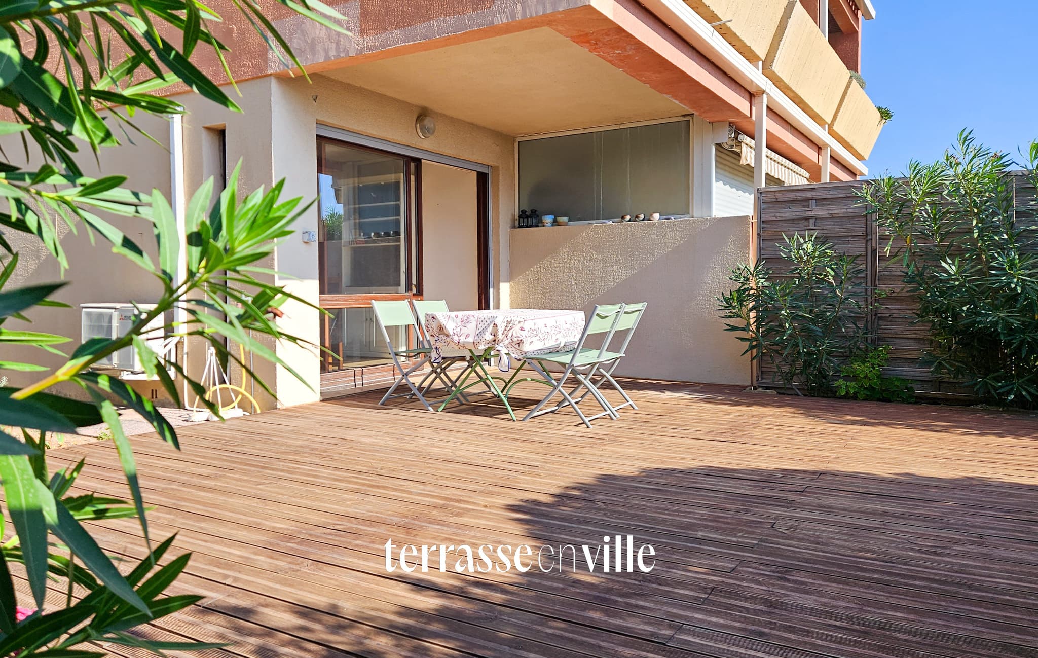 SAINT CYR LES LECQUES - APPARTEMENT T2 40m2 - JARDIN 105m2 - PARKING - 399000€ - 1