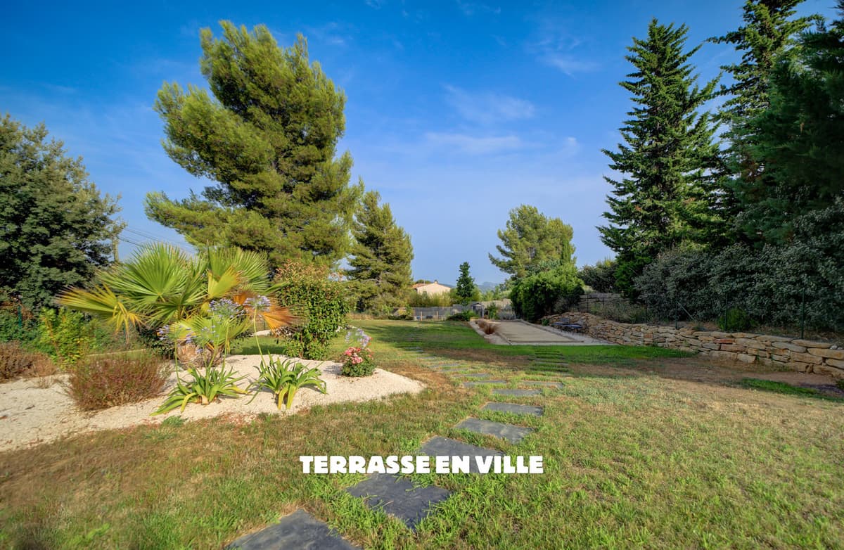 SOUS COMPROMIS - LA CADIERE D'AZUR - CADRE CAMPAGNE - VILLA CONTEMPORAINE - JARDIN 2759 M2 - PISCINE - VUE D - 4