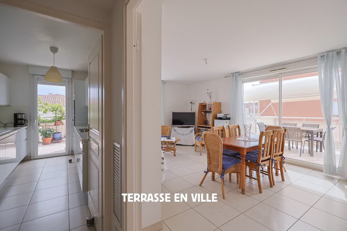 T4 DERNIER ETAGE 90M2 - TERRASSE 38M2 - 4