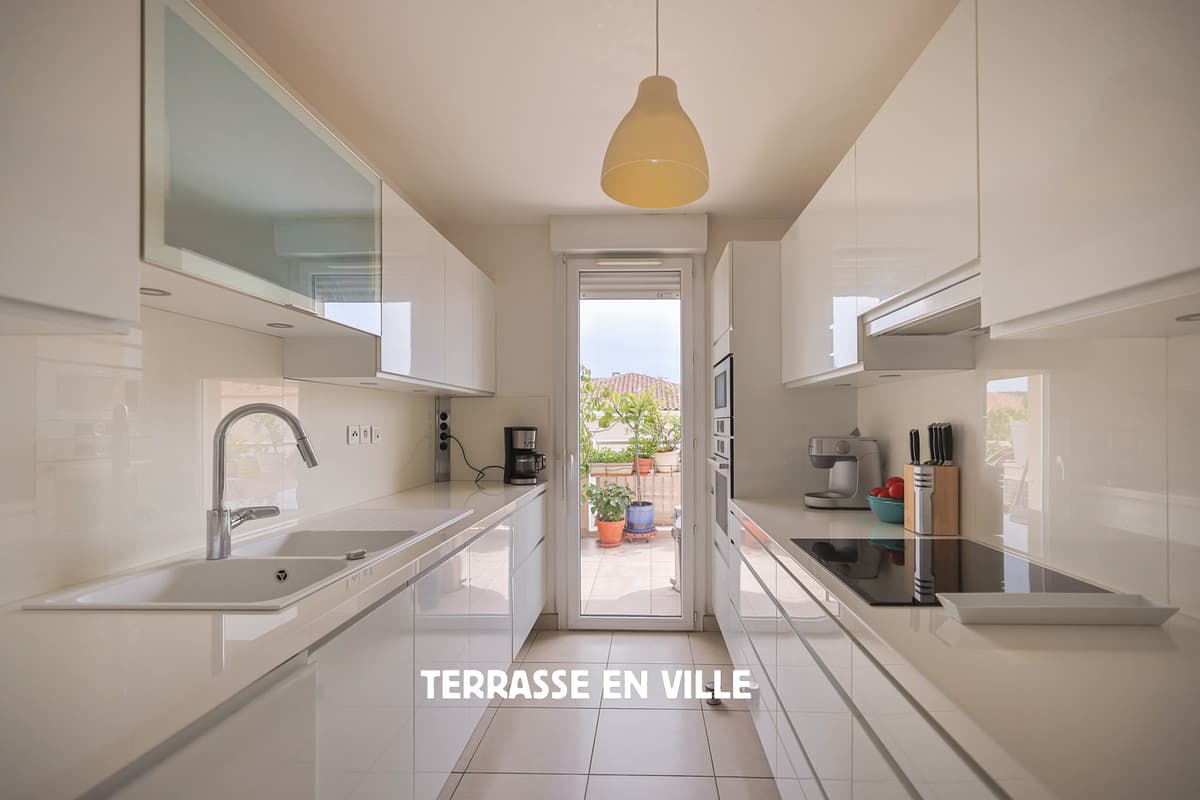 T4 DERNIER ETAGE 90M2 - TERRASSE 38M2 - 6