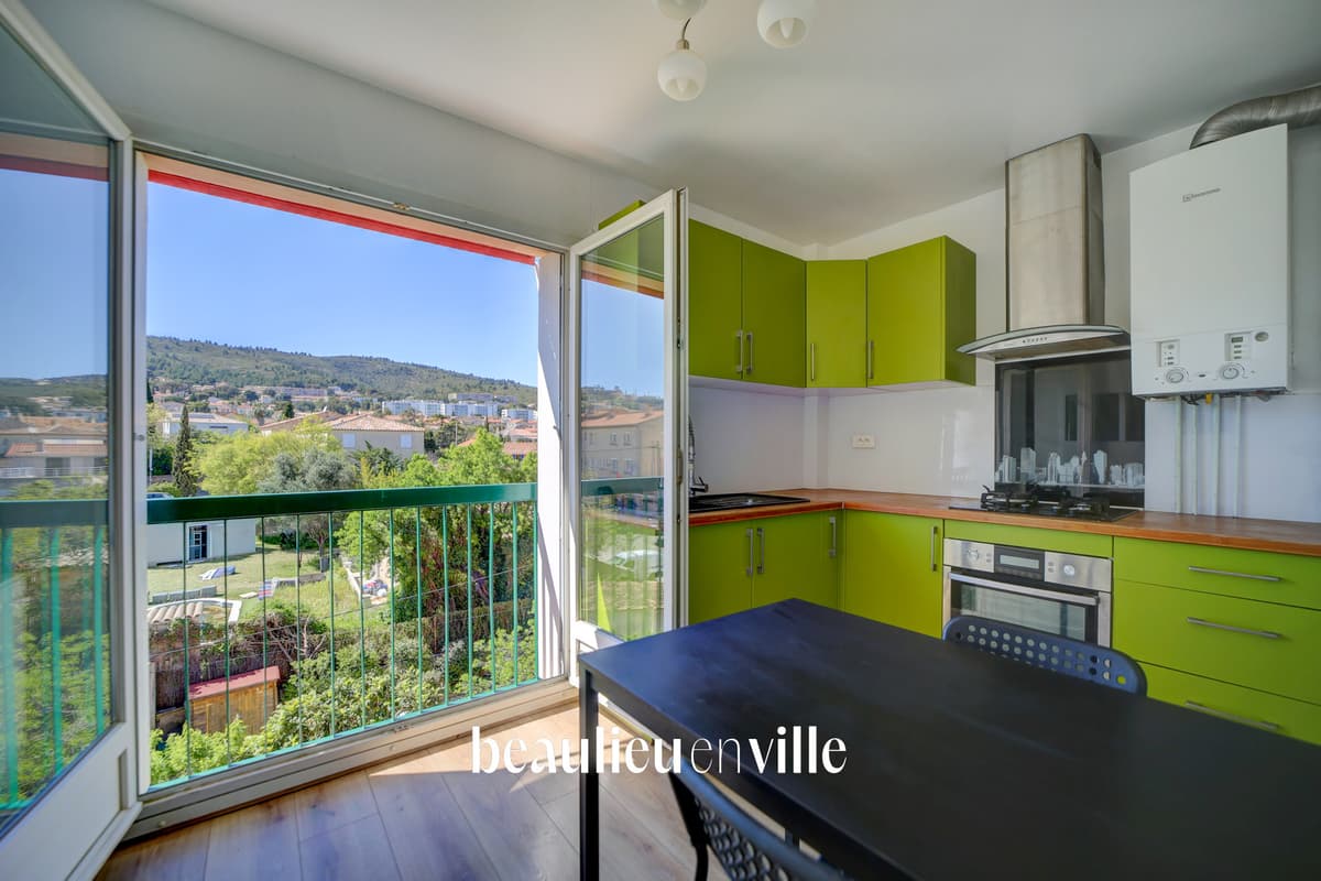 EXCLUSIVITÉ - LA CIOTAT - MALTEMPS - APPARTEMENT T4 - 78m2 - VUE MER - PARKING - 7