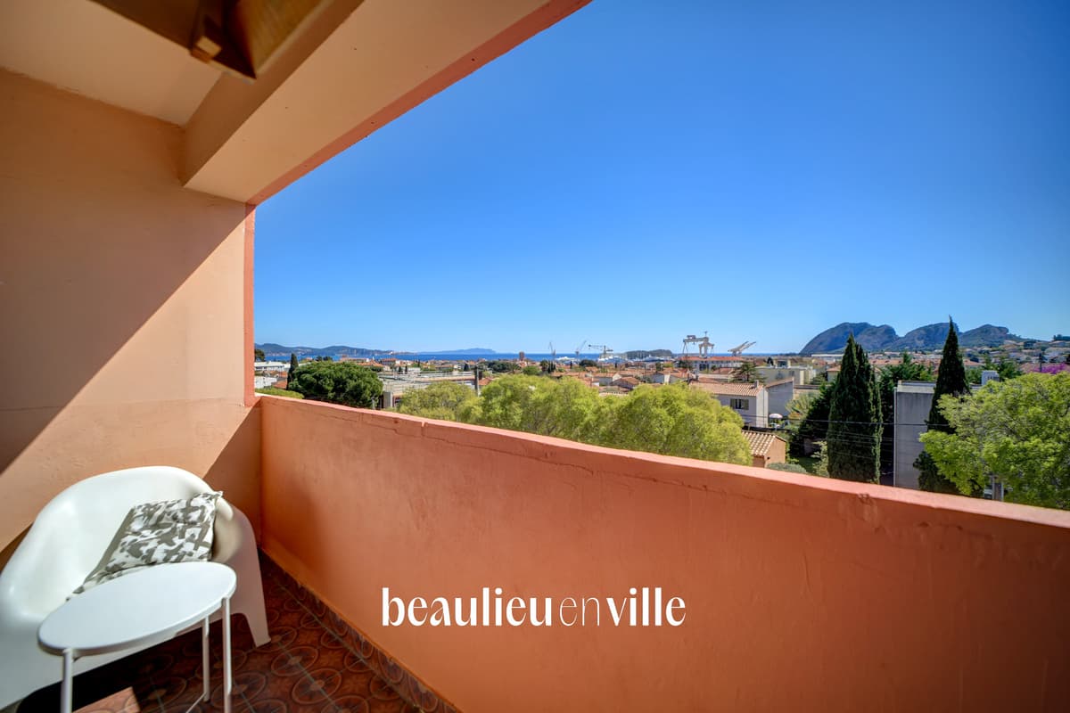 EXCLUSIVITÉ - LA CIOTAT - MALTEMPS - APPARTEMENT T4 - 78m2 - VUE MER - PARKING