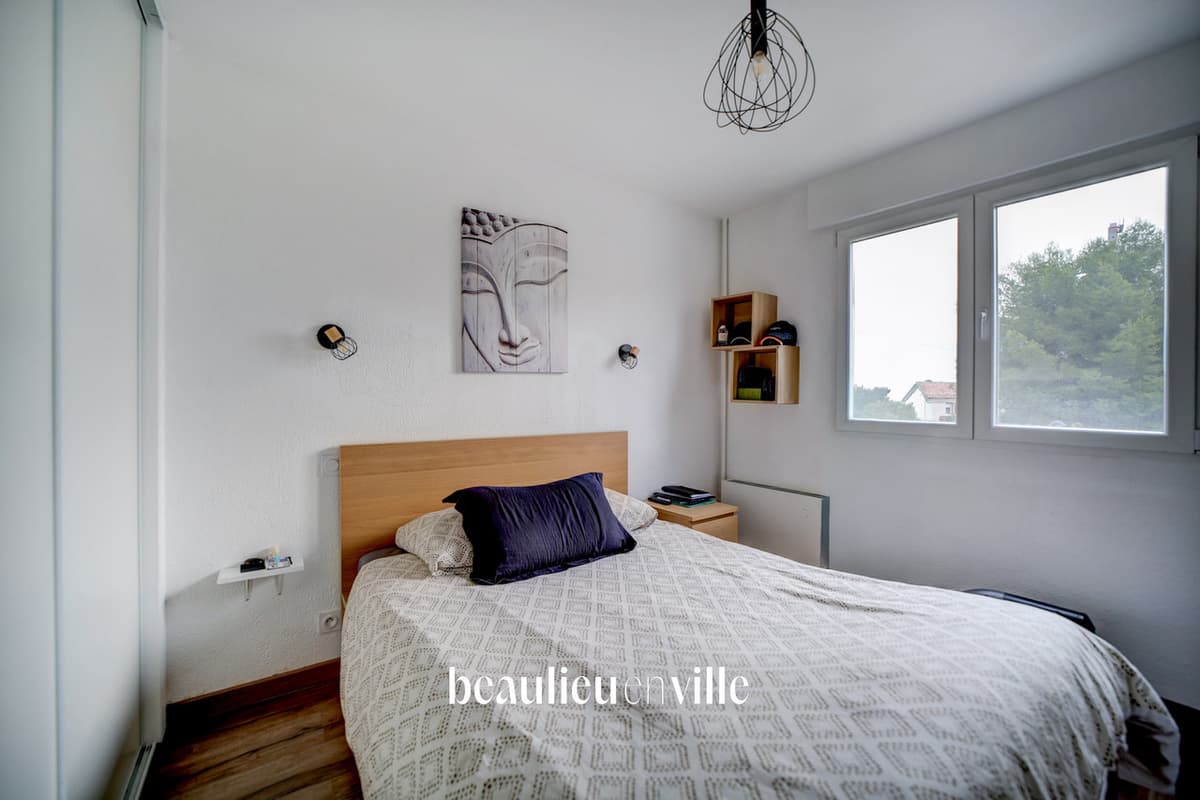 LA CIOTAT - SECTEUR VIREBELLE - T4 RENOVE - COMMERCES ECOLES A PIED - 6