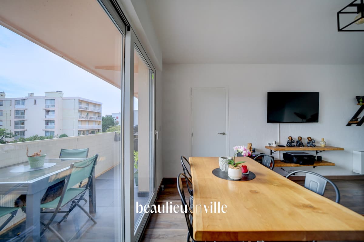 LA CIOTAT - SECTEUR VIREBELLE - T4 RENOVE - COMMERCES ECOLES A PIED - 1