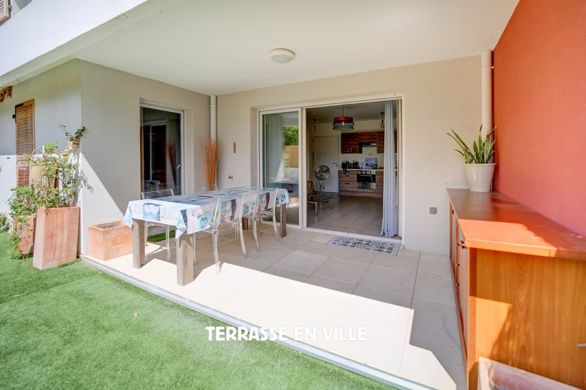 Haut de St Jean - Proche gare La Ciotat - Beau T2 - 42 m2 - Terrasse et Jardin 40 m2 - Parking & cave - - 1