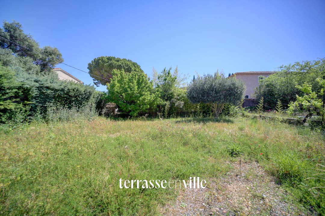 DERNIER LOT - PIGNET DE ROHAN - PROCHE COMMERCES - MAISON 110 M2 T4 - JARDIN - PISCINE - PARKINGS - 540 000 €