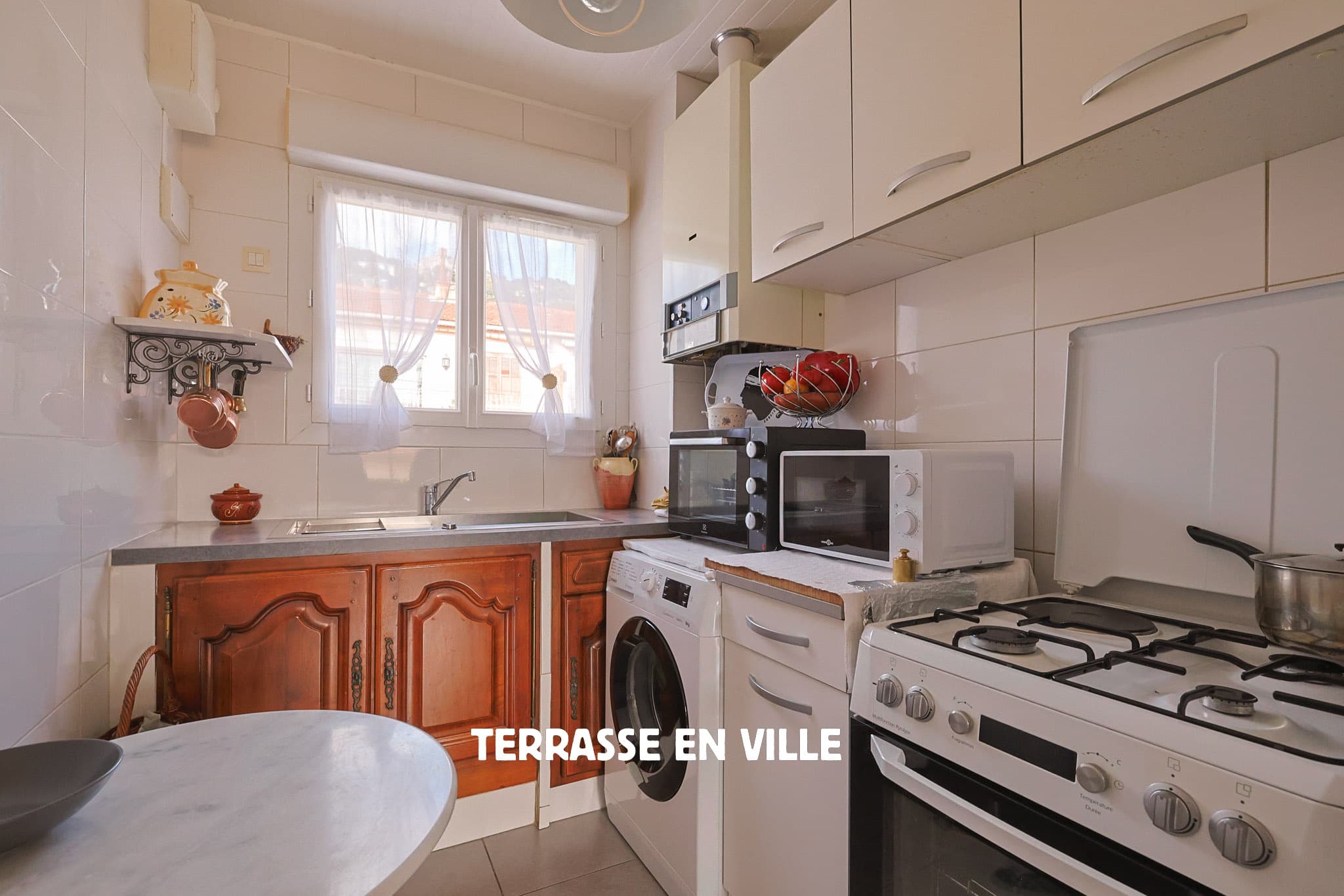 TOULON - STE ANNE - T3 - 67M2 - COUR 62M2 - 253 000€ - 5