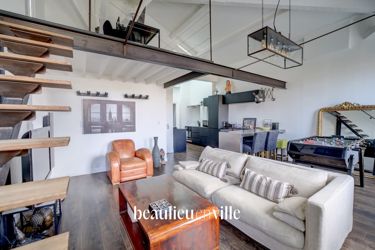 EXCLUSIVITÉ - LA CIOTAT - DUPLEX - CENTRE HISTORIQUE 76 m2 - 420 000 € - 3