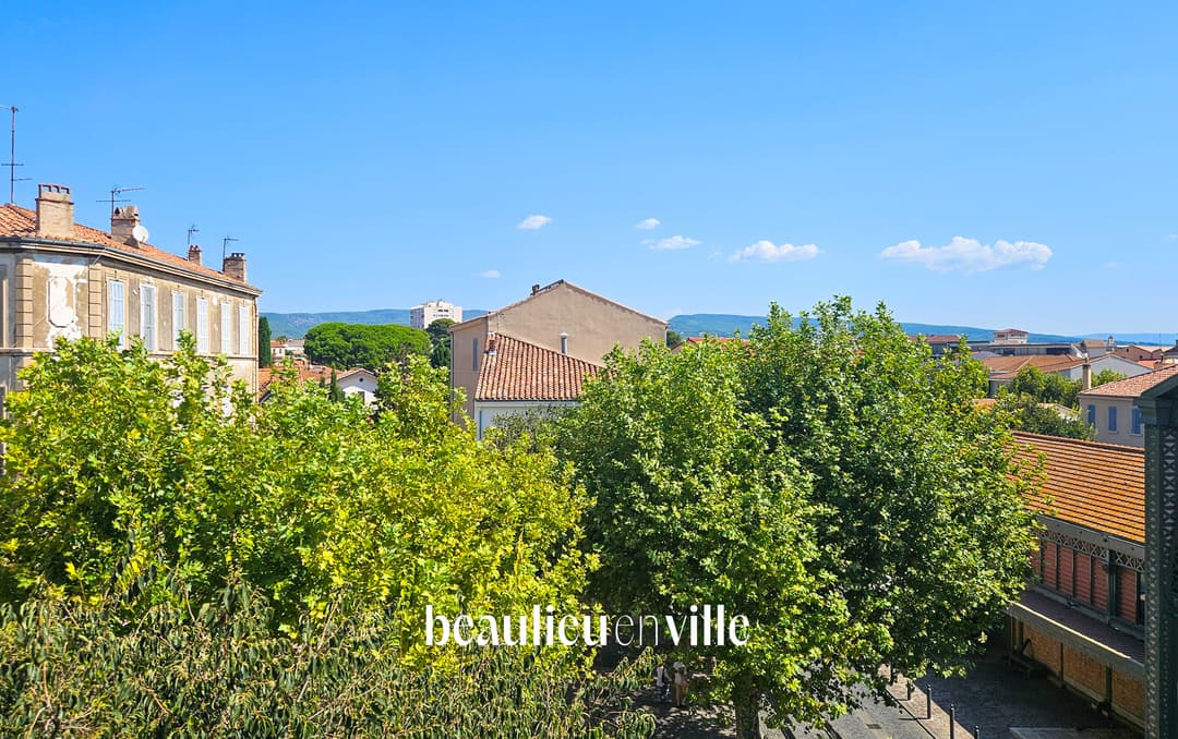EXCLUSIVITÉ - LA CIOTAT - DUPLEX - CENTRE HISTORIQUE 76 m2 - 420 000 €