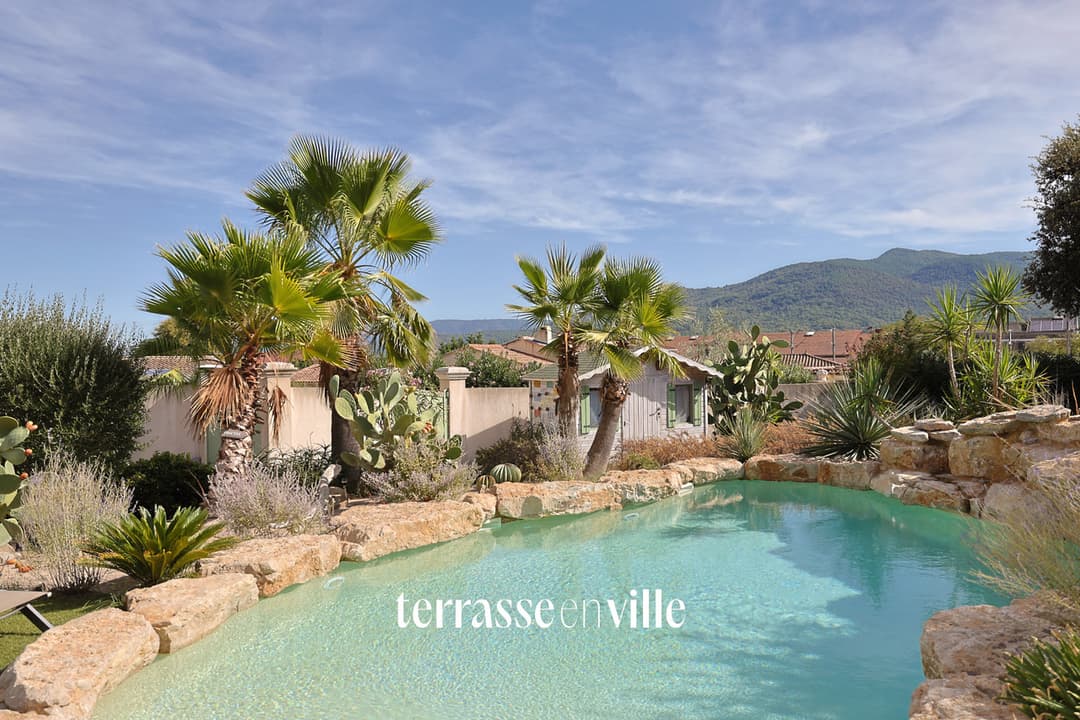 Gonfaron - Maison 174 M2 - Piscine - 575 000€