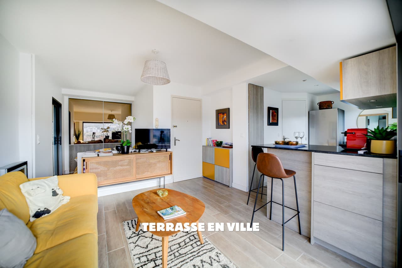 DERNIER ETAGE - T1 - TERRASSE - VUE - 3
