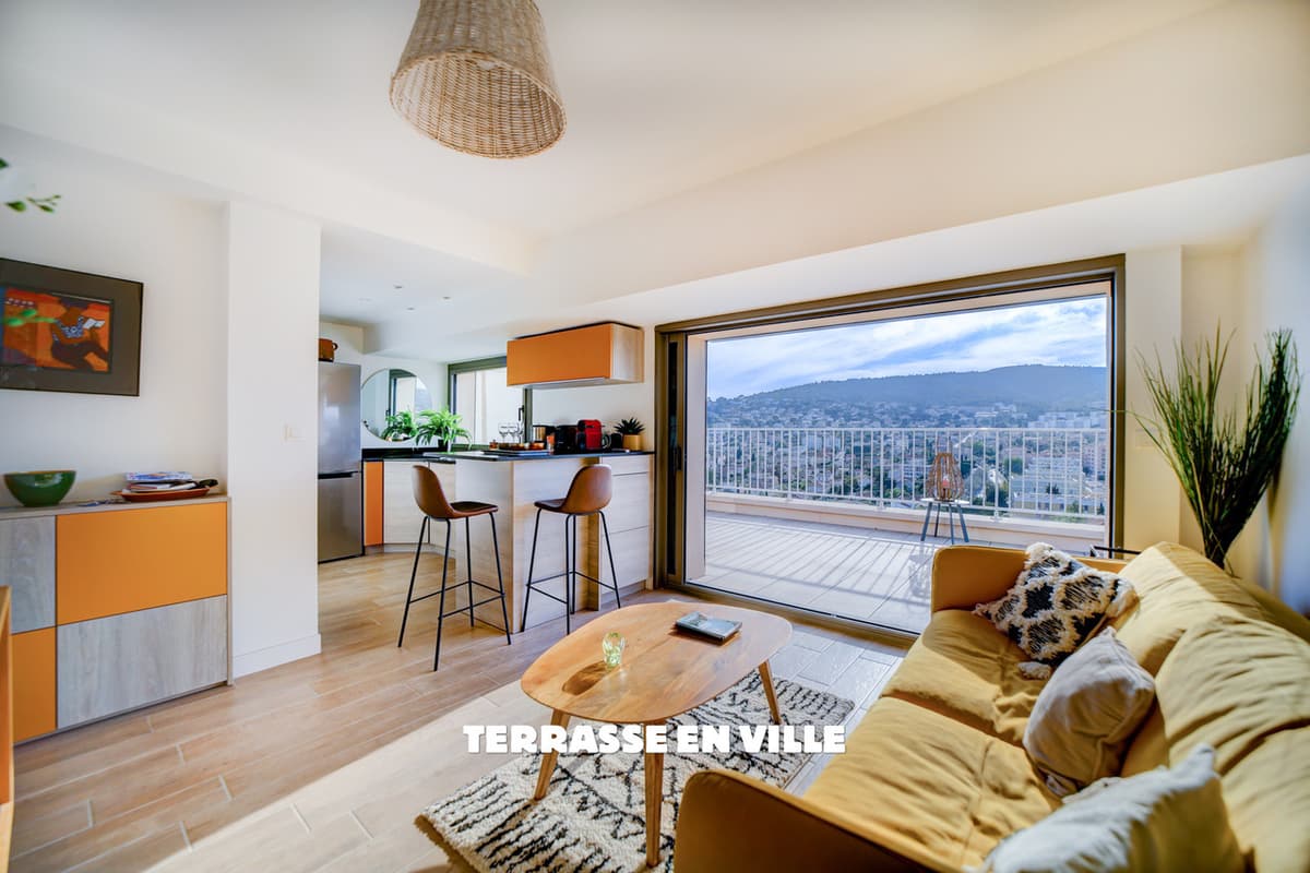 DERNIER ETAGE - T1 - TERRASSE - VUE - 4