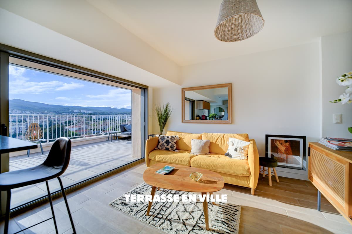 DERNIER ETAGE - T1 - TERRASSE - VUE - 5