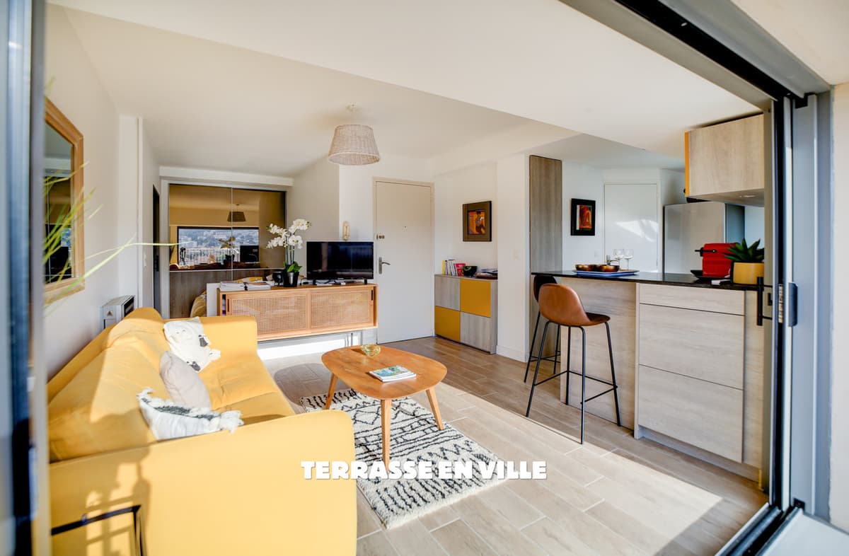 DERNIER ETAGE - T1 - TERRASSE - VUE - 6