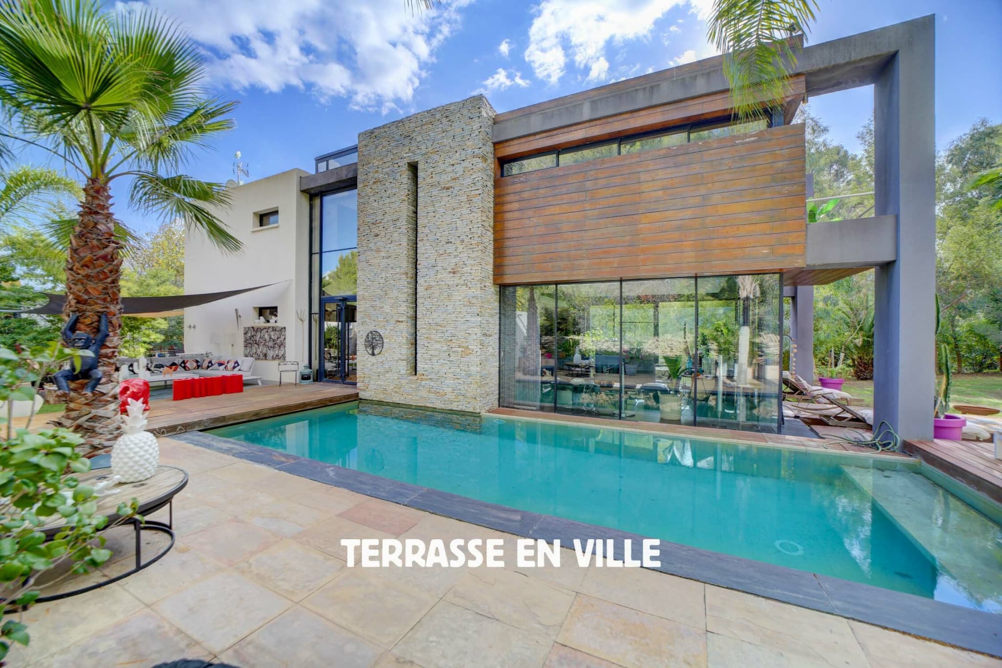 LA CIOTAT - VILLA D'ARCHITECTE 290 M2 - T2 INDEPENDANT 37M2 - PARC - PISCINE - 3