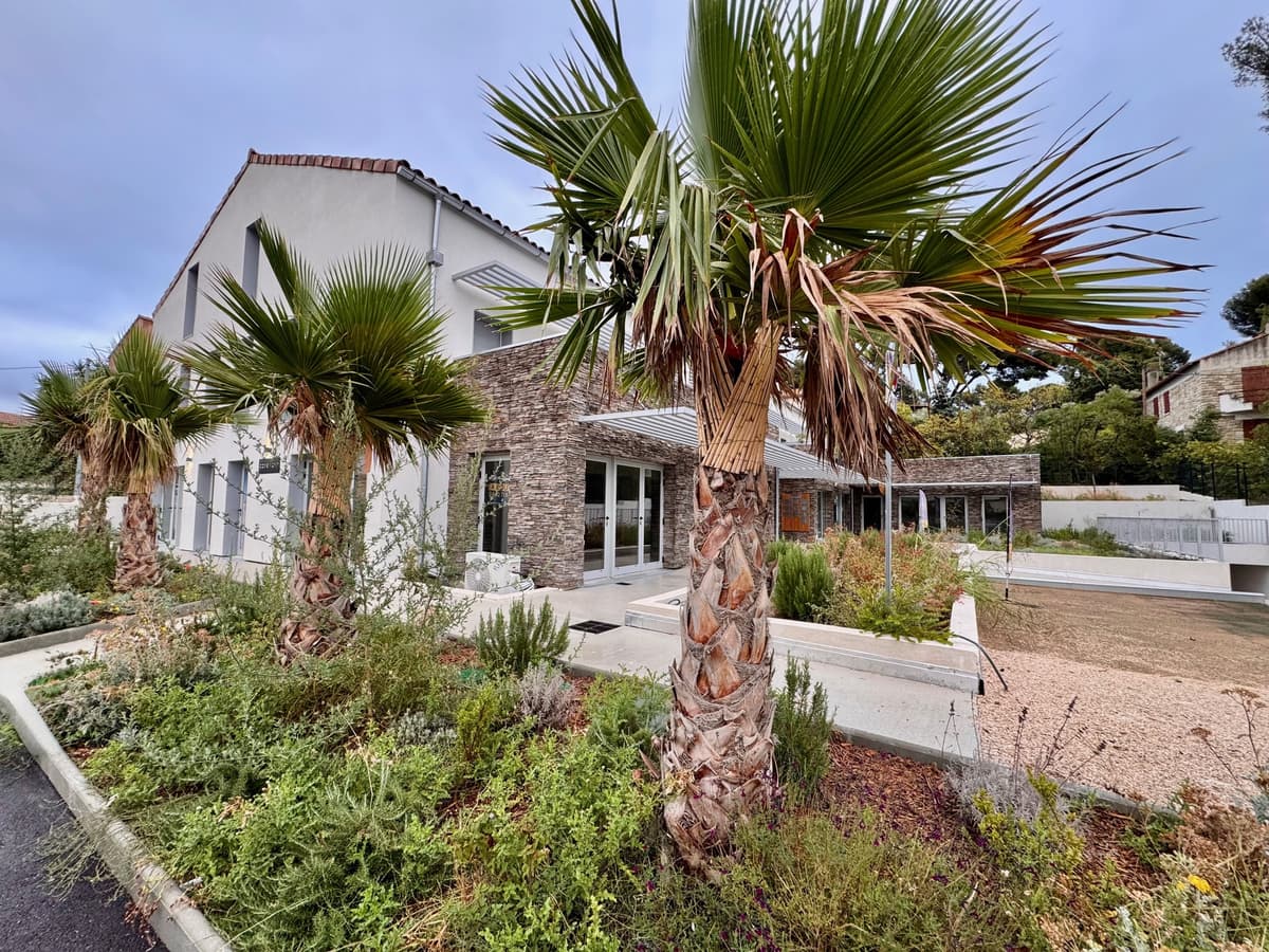 LOCAL COMMERCIAL - 92,50 M2 - SAINT-JEAN - MER A PIED - 430 000€