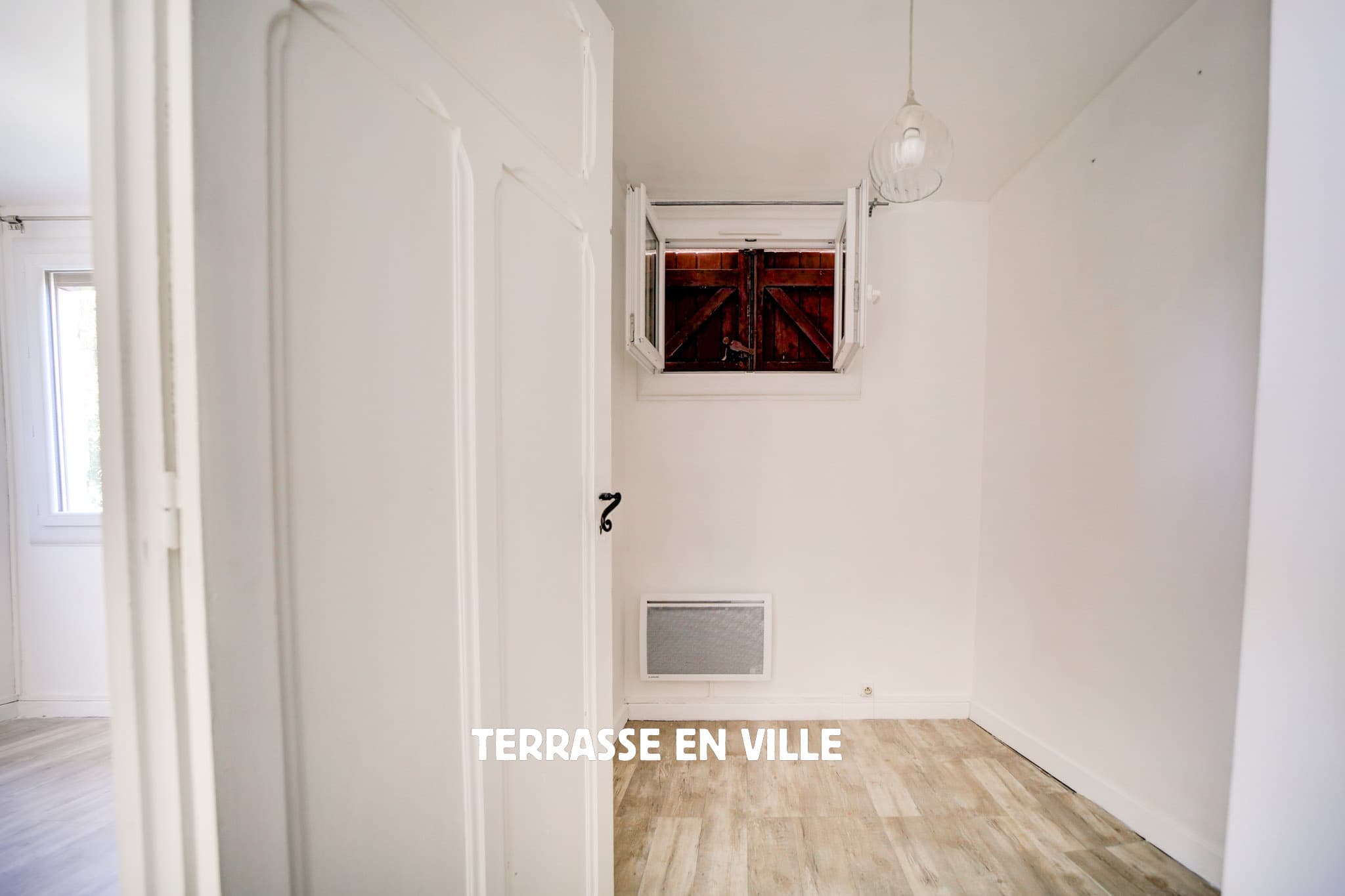 SAINT CYR-SUR-MER - PROCHE MER - APPARTEMENT - TRAVERSANT - T2 - 43M2 - 198 000€ - 7