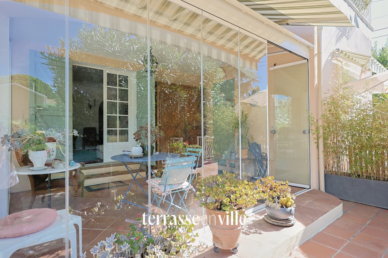 TOULON - LA SERINETTE - MAISON T 10 - 214 M2 - JARDIN 1550 M2 - PISCINE - PROCHE PLAGE MOURILLON - COMMERCES - - 5