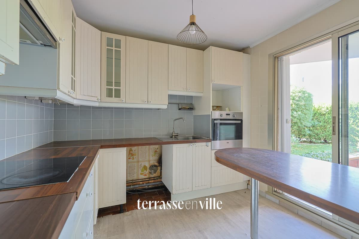 TOULON - LA SERINETTE - RDJ T5 95M2 - JARDIN 200M2 - PARKING - CAVE - 350 000€ - 7