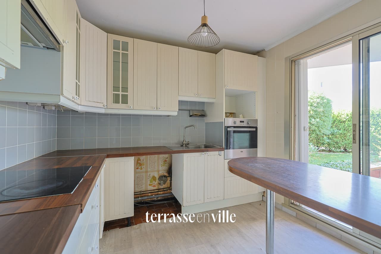 TOULON - LA SERINETTE - RDJ T5 95M2 - JARDIN 200M2 - PARKING - CAVE - 350 000€ - 7