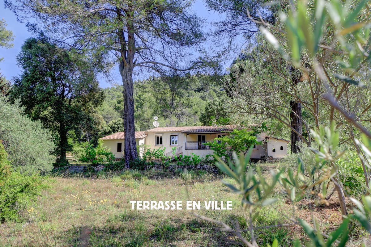 PROPRIETE 1,8HA - MAISON 180M2 - PISCINE - 598 000€ - 1